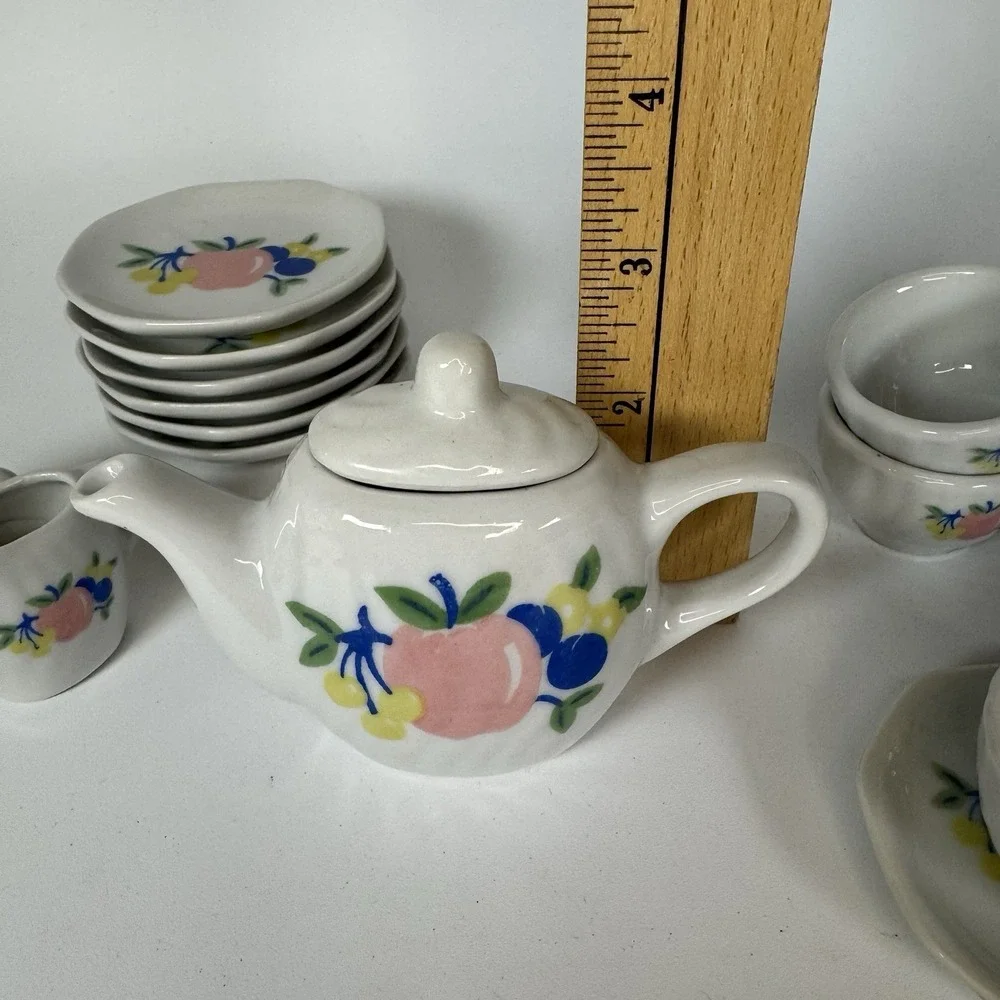 Vintage Honghura Craft Child Doll Porcelain Tea Set ‎ Apple Fruit MCM 22pc